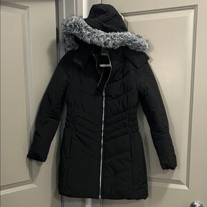 Women's Black Quilted Puffer Jacket with Faux Fur Hood